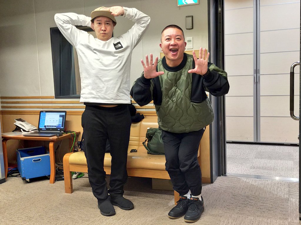 【本日】1/5(223回目)のトピックス

🕝チョコプラ、去年も色々ありました（2023年の仕事を振り返る）
🕝長田、マツダ家の日常に聞いたバズるやり方
🕝松尾、タクシーでムカついちゃっても…

#チョコレートプラネット
#チョコプラ東京遊泳
#文化放送
#金曜深夜2時半
#radiko →radiko.jp/share/?sid=QRR…