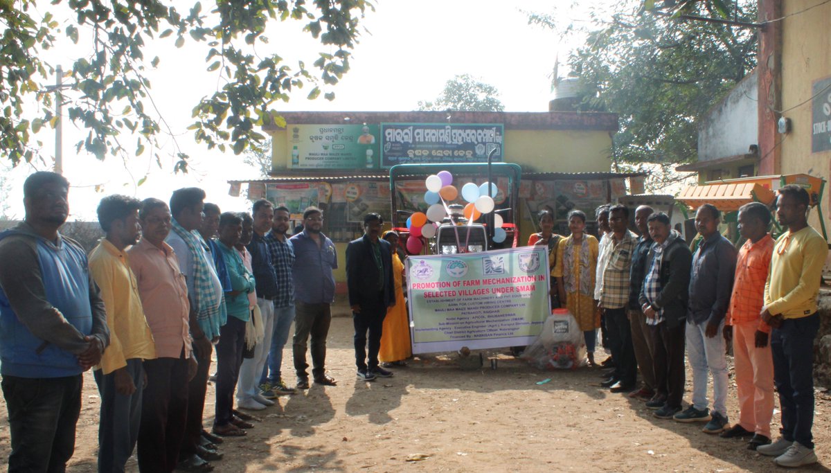 MANDI_Maize's tweet photo. Mauli Maa FPC adds more to its Farm Mechanization services with a tractor, rotavator &amp; power sprayer under SMAM scheme today financed by NABKISAN; inaugurated by CDAO, Nabarangpur @krushibibhag @arvindpadhee @NidhiNSrinivas @vipinaccess @ACCESSDevelopm1 @BMGFIndia @DMnabarangpur https://t.co/w94WkbIN5N