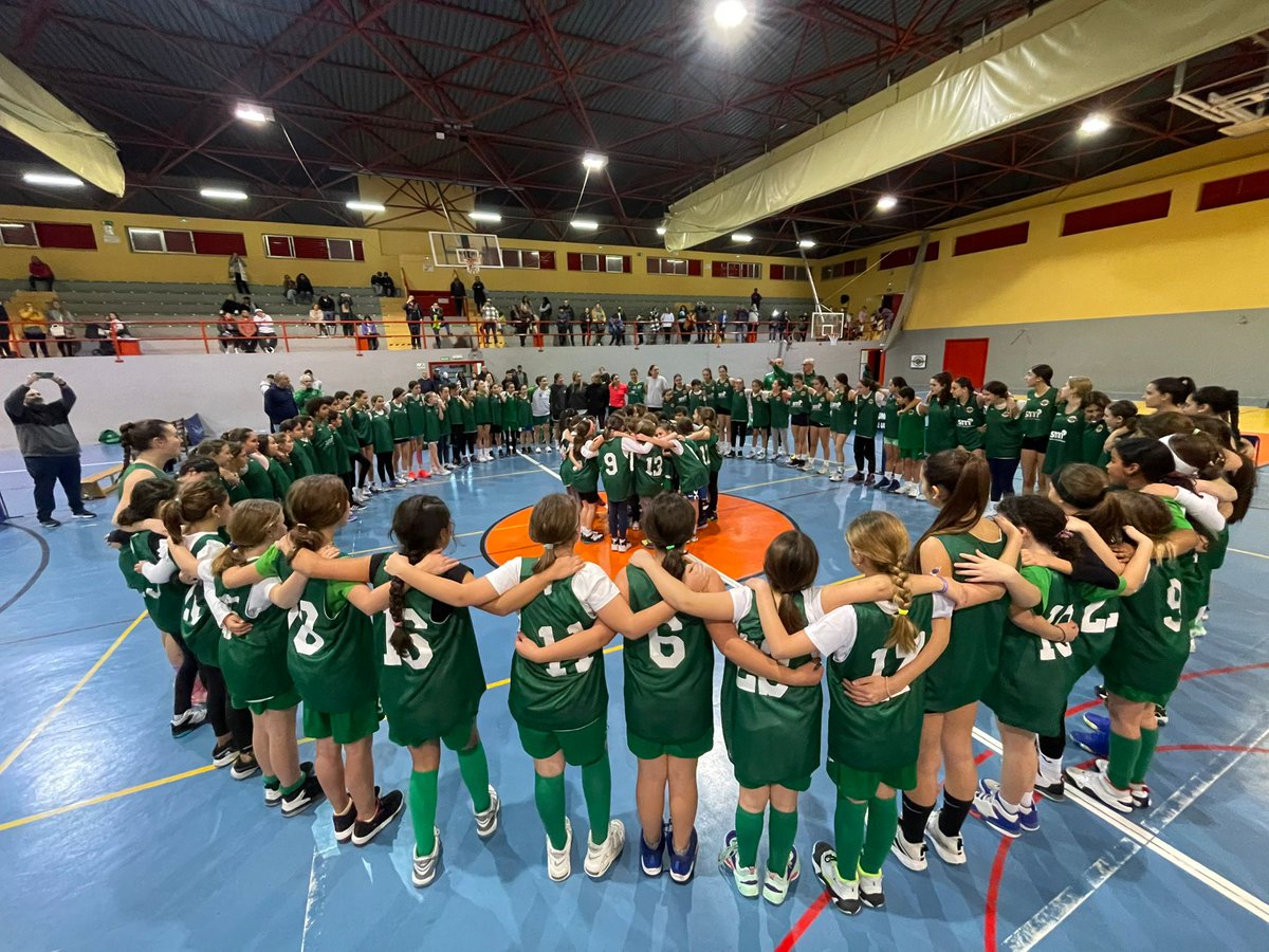 pmdubrique's tweet photo. 💚Fin a la semana de baloncesto celebrada en Ubrique, TORNEO 3x3 POR LA IGUALDAD organizado por @CABUdeUBRIQUE y en la que ha sido un orgullo colaborar desde @aytoubrique @pmdubrique

🥇Enhorabuena a tod@s por la participación, implicación y trabajo en equipo!! #cabudeubrique https://t.co/2VtCBAFNFN