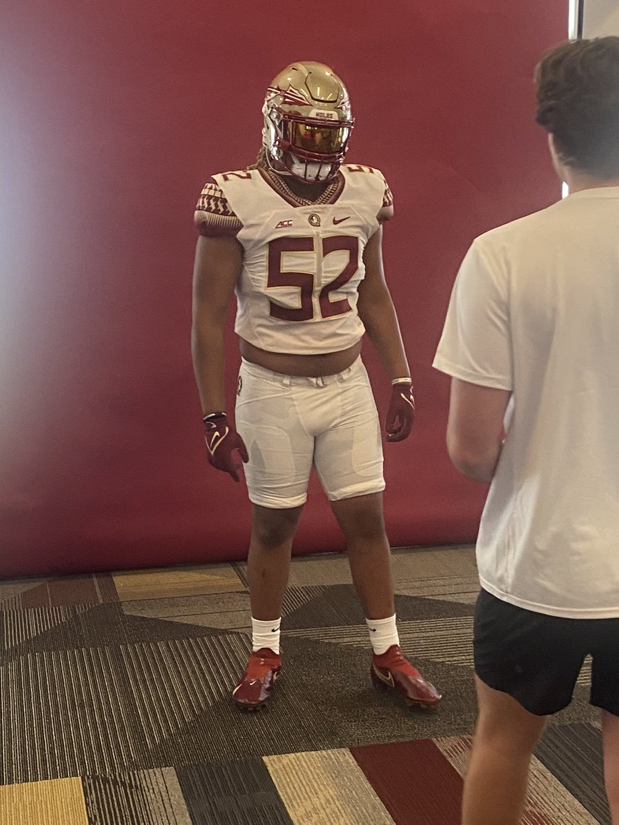 teamturner1321's tweet photo. we had so much fun @FSUFootball thanks to @SupremeDre8     For making sure his brothers were taking care of @jariel2x_cobb @al_lee14 @TyReeseTurner2 
#themreidsvilleboyz
#Statechampions 
#Brothers https://t.co/XaTPx9bBS6