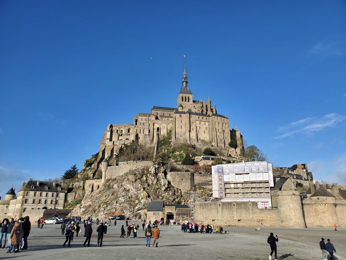 kuwa_0318's tweet photo. 5泊7日のフランス旅行から無事帰国！
初の海外旅行で存分に楽しんできました！感謝！ https://t.co/ff4B9i15nM