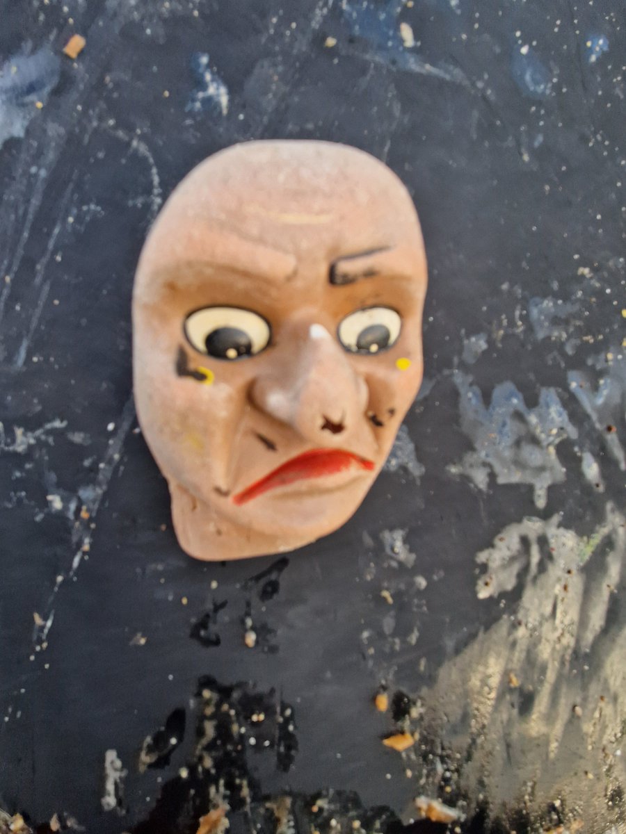 First beach clean on 2024! Lots of rubbish washed up on the shore - plastic, rubber, fishing related debris & this really creepy dolls face😱20 volunteers 37 bags of rubbish plus so much more added to the pile. Hard day but worth it to stop it all going back into the sea!