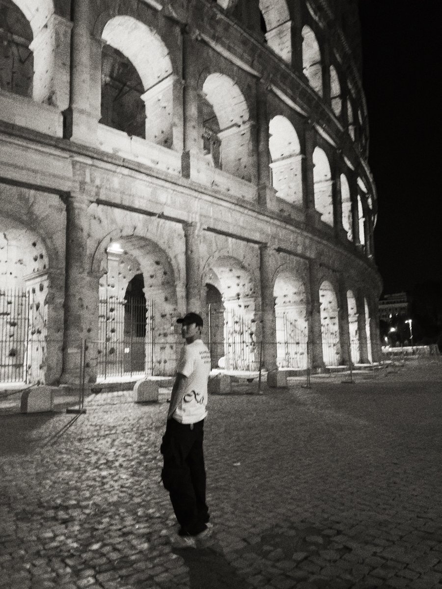 svtcontents's tweet photo. [#WEVERSE POST] 250105 DK #도겸

⚔️: colo-colosseum🖤 https://t.co/917C6llpud