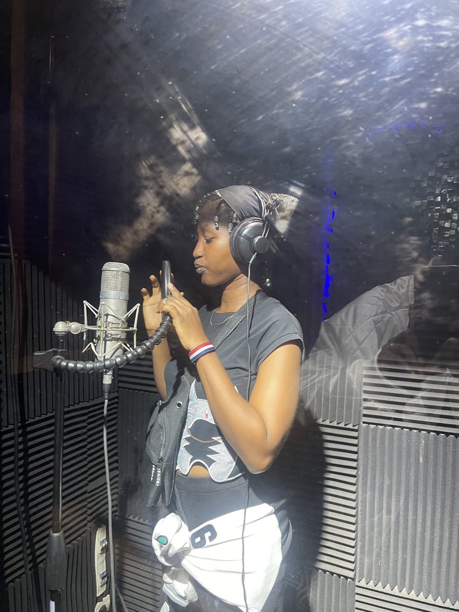 _Coco_Yoky_'s tweet photo. Studio Chic πβ¨π
#ghostgangshii #fyp #explore #studioworkout #drip https://t.co/ngJI728BFm