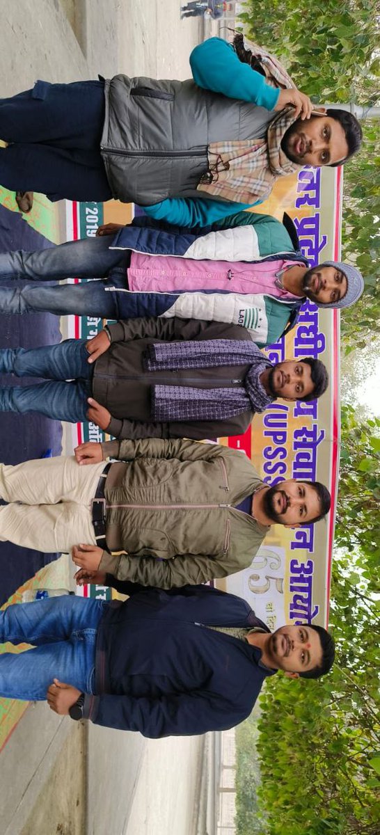 DeepakP65987636's tweet photo. @UPGovt @ChiefSecyUP सर हम UPSSSC द्वारा आयोजित सहायक सांख्यिकी एवं शोध अधिकारी ASO/ARO 7/2019 के अभ्यर्थी हैं सर हम लोगों की वैकेंसी 5 वर्ष पुरानी है अभी तक रिजल्ट नहीं आया है हम अभ्यर्थी लखनऊ के इको गार्डन में 2 नवंबर से धरने पर बैठे हैं प्लीज हम लोग का सहयोग करें @CMOfficeUP https://t.co/RbgMBCJP6s