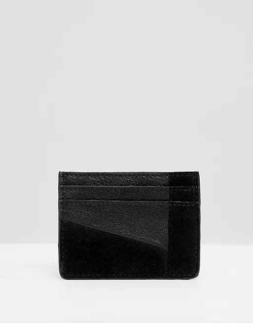 burnbubbaburn's tweet photo. Dear @urbancodelondon PLEASE can you help?

My beloved card holder was stolen and I can’t find a replacement anywhere. It was perfect and nothing else compares 😢 https://t.co/bViSSfditz