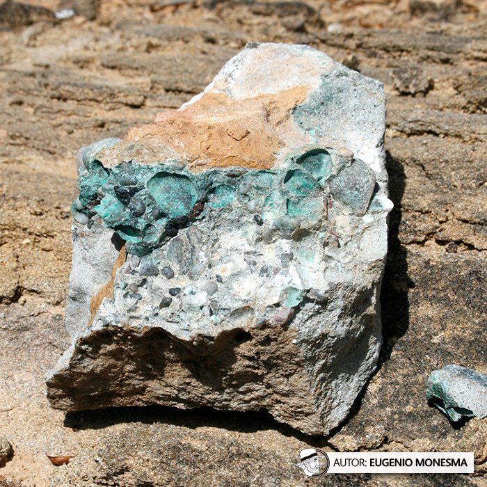 EugenioMonesma's tweet photo. 🪨⛏️ ¿Has visitado alguna vez una #MINA de #COBRE abandonada?
En 2013 acompañé a Francisco a las embocaduras de un antiguo #yacimiento y pude ver cómo extraía manualmente el #cobre de la roca #arenisca.
📽️ Documental COMPLETO (12 minutos) aquí: https://t.co/BHpFvnhdWK https://t.co/PFbxSJrd4F
