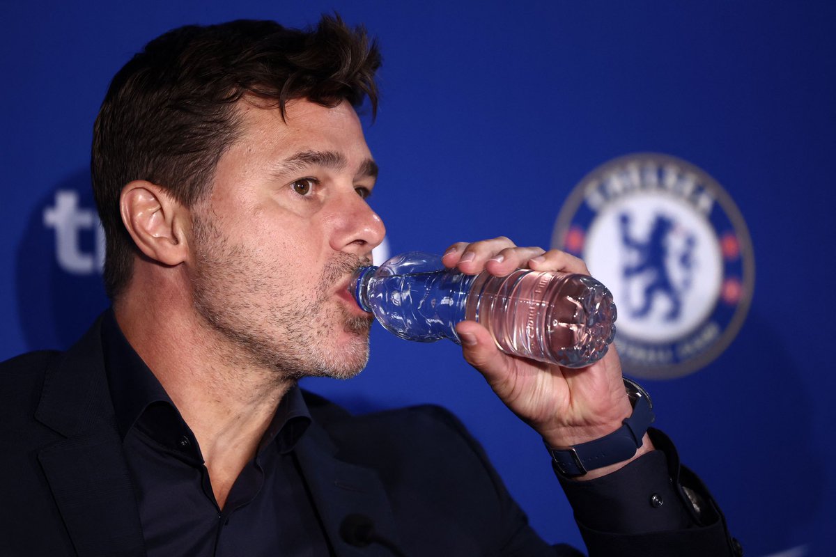 FabrizioRomano's tweet photo. 🔵 Pochettino: “Christopher Nkunku won't start tomorrow as he suffered an issue in the week. He will be in the squad but will not start”.

“Petrović? So happy, so pleased. He's a very good professional. He's showing he can cope with the pressure of playing”. https://t.co/wMXIKRrWIR