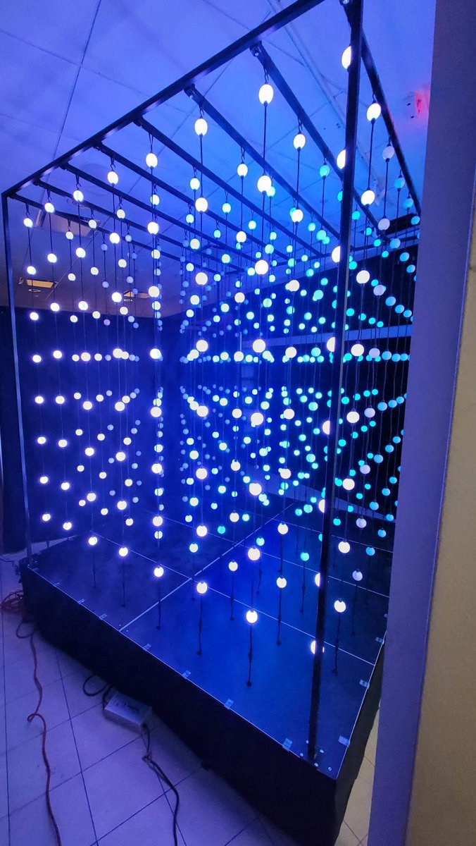 EZTube_Official's tweet photo. Use #EZTube to showcase your #LED light designs and experience seamless #design through effortless #assembly!  #LEDlight #lightframe #bluelights #customlightingframes #multicolored #easyassembly  https://t.co/VUmUlpvZMv https://t.co/pS775xqP63