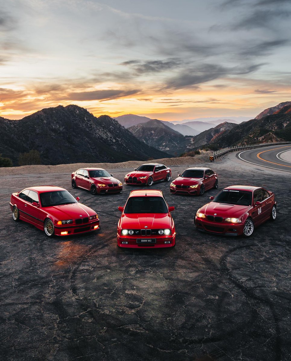 MohlaleGCR's tweet photo. The BMW M3 only has hits and no misses💙❤️ https://t.co/XzT0Y5LJg2