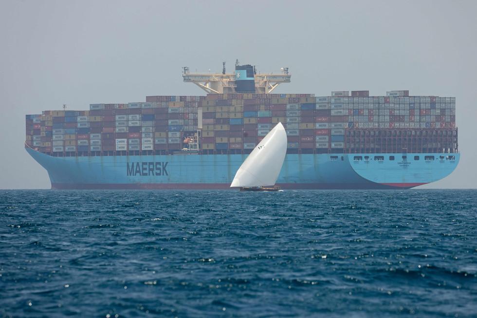 Maersk komt terug op besluit om weer via de Rode Zee te gaan varen volkskrant.nl/buitenland/liv…