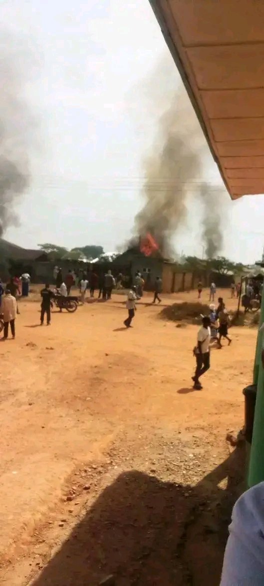 eonsintelligenc's tweet photo. UPDATED: Protesting women set fire to the residence of Michal Monday Adanchi, the District Head of Bokkos town in Bokkos Local Government Area, on Friday afternoon. The incident unfolded around 1230hrs, sparked by the arrest of certain community members linked to recent killings. The women, expressing their anger over the arrests, extended their protest to the traditional ruler's residence and administrative office, alleging his involvement and branding him a sellout. The destructive actions began at the police station and escalated to burning down the district head's property.