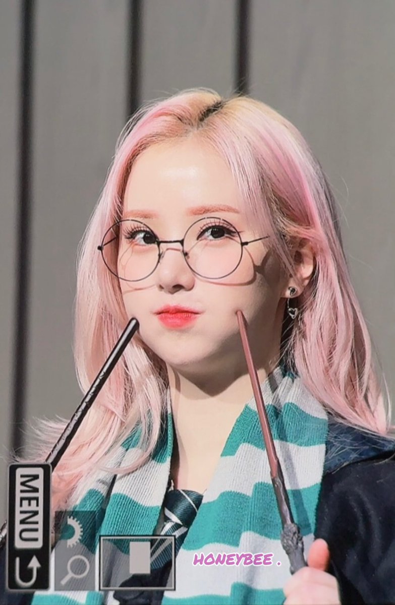 honeybee_530's tweet photo. 240105 
#비비지 #VIVIZ #은하 #EUNHA #정은비@VIVIZ_official https://t.co/NapVjU3v3I