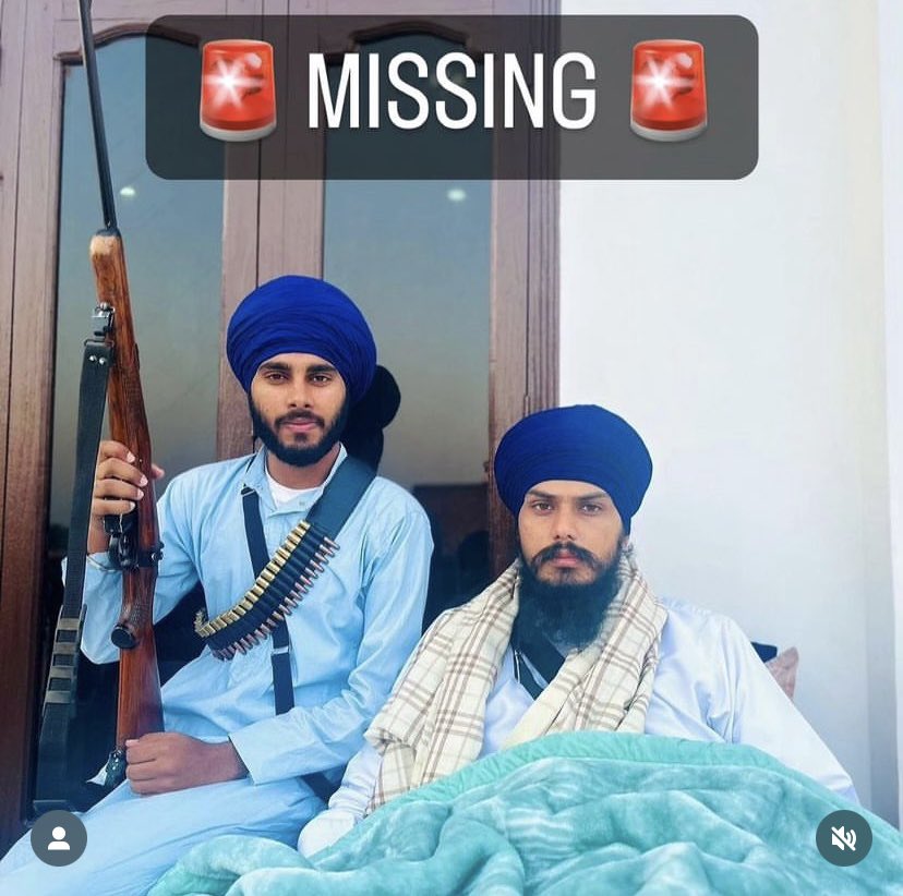 parminderK86876's tweet photo. 🚨🚨ਜਰੂਰੀ ਸੂਚਨਾ 🚨🚨

ਗੁਰਜੋਤ ਸਿੰਘ(ਵਾਰਿਸ ਪੰਜਾਬ ਦੇ)
ਨੂੰ ਸਵੇਰ ਤੋਂ ਪੁਲਸ ਨੇ ਨਾਜਾਇਜ਼ ਚੁੱਕਿਆ ਹੈ ਤੇ ਇਸ ਵਕਤ ਪਤਾ ਨਹੀ ਕਿੱਥੇ ਲੈ ਕੇ ਗਏ ਨੇ । ਇਸ ਵਾਰੇ ਪਰਿਵਾਰ ਨੂੰ ਕੋਈ ਜਾਣਕਾਰੀ ਨਹੀਂ ਦਿੱਤੀ ਗਈ ਜਿਸ ਕਾਰਨ ਪਰਿਵਾਰ ਤੇ ਹੋਰ ਸਾਰੇ ਬਹੁਤ ਪਰੇਸ਼ਾਨ ਹਨ ਕਿਰਪਾ ਕਰਕੇ ਇਸ ਨੂੰ ਵੱਧ ਤੋਂ ਵੱਧ ਸ਼ੇਅਰ ਕਰੋ ਤਾਂ ਜੋ ਵੀਰ ਦਾ ਪਤਾ ਲੱਗੇ। https://t.co/suMr49XeGC
