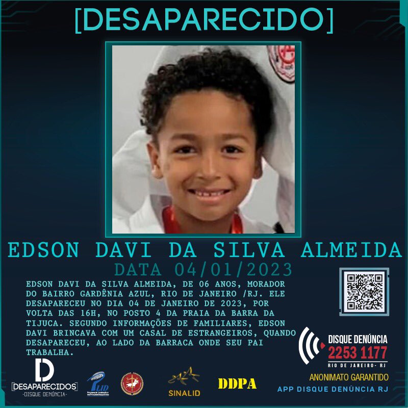 Vamos ajudar a localizar o pequeno Edson Davi, de 06 anos. Ele estava brincando com um casal de estrangeiros, ao lado da barraca onde o pai trabalha, no posto 4 da Barra da Tijuca. 

Compartilhem com amigos e familiares! 🙏