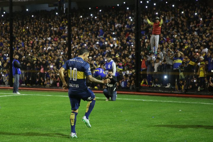 Chris_Infa's tweet photo. En épocas de vueltas inconclusas, cada vez es más grande lo que hizo Carlitos, a los 31 años, después de jugar la final de la Champions. Dejó todo por amor a los colores https://t.co/4WmQ4uBMcG