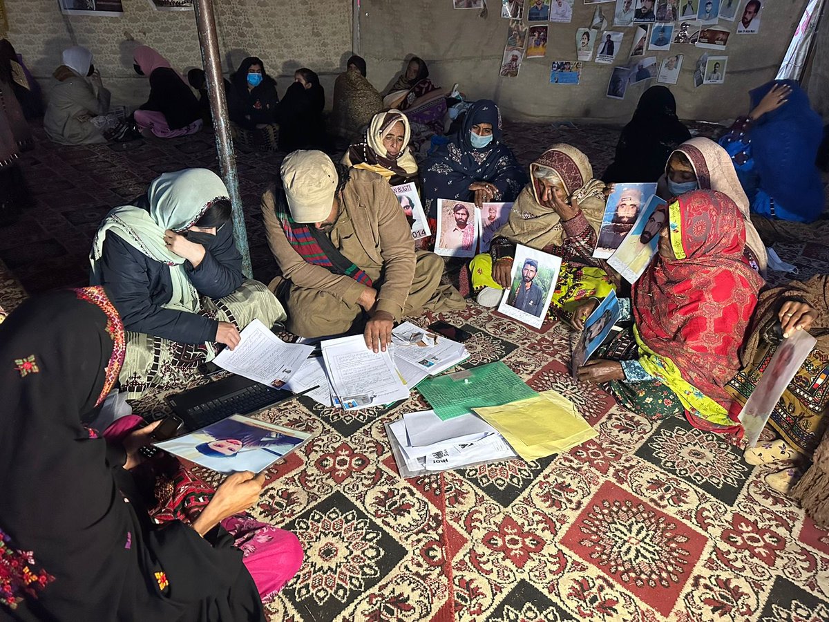 BalochYakjehtiC's tweet photo. Glimpses of the Registration for enforcedly disappeared individuals and victims of State Oppression from the Sit-In at NPC, Islamabad. Not only Baloch, but people belonging from KPK, Sindh, Ex-Fata and Gilgit Baltistan have also come with a hope to document and submit their stories of oppression and resistance. 
The beam of light originating from Turbat, Balochistan has united marginalized masses from all Pakistan with a slogan to RESIST against tyranny and injustice. Our people are our hope and spirit in this fight of the struggle to LIVE.

#MarchAgainstBalochGenocide
#StopBalochGenocide