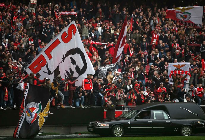 «Tu és o nosso Rei, Eusébio!!»🕊️👑