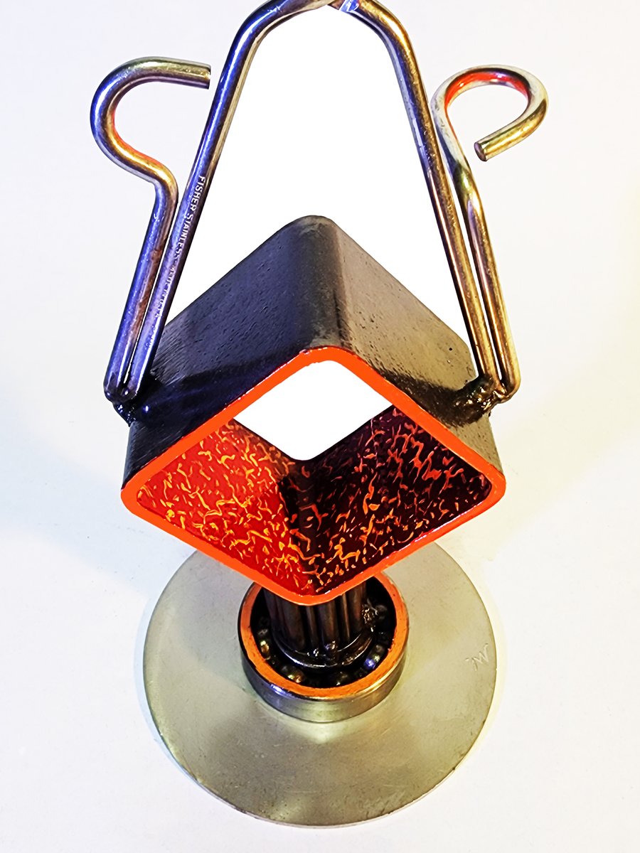 Vertigo by Michelle Vara

This work is the culmination of the artist considering the effects of the pandemic, and how that impacted the individual human- mentally, physically, spiritually, and emotionally.

michellevara.com