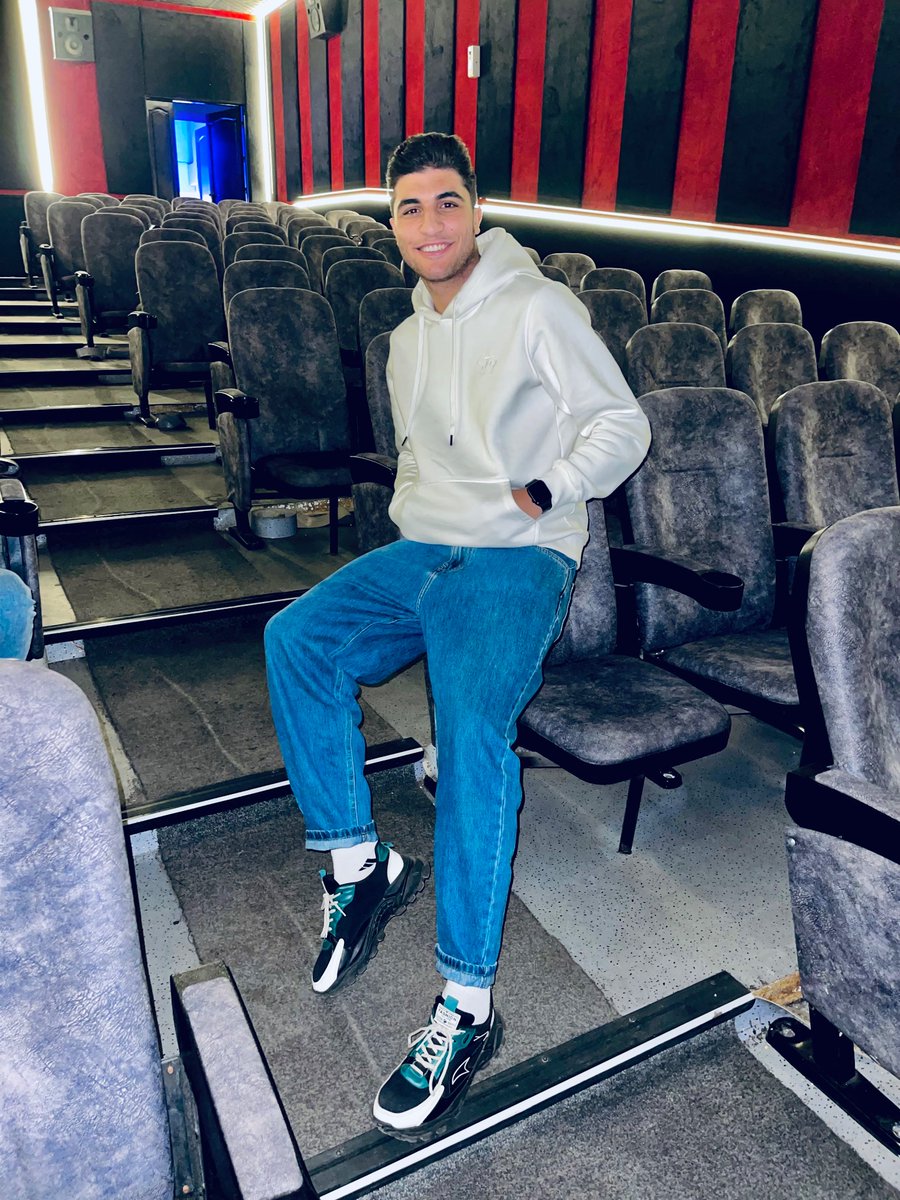 tooo7aaaaaaa's tweet photo. ربنا دايما ساترها معايا عشان انا حد نضيف من جوايا🤍✨. https://t.co/NnWgecZ8j9