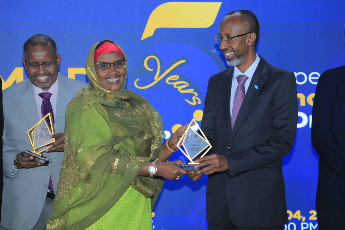 SIMADiLab's tweet photo. We honored Marwo. Hersia Abdulle Siad, Somali Women In Business chair, in our #iLabFriends Recognition at our 5th Anniversary for supporting women's professional development. We are deeply grateful for her enduring commitment to empowering Somali businesswomen.

#iLab5 #iLabImpact #iLabDiaries