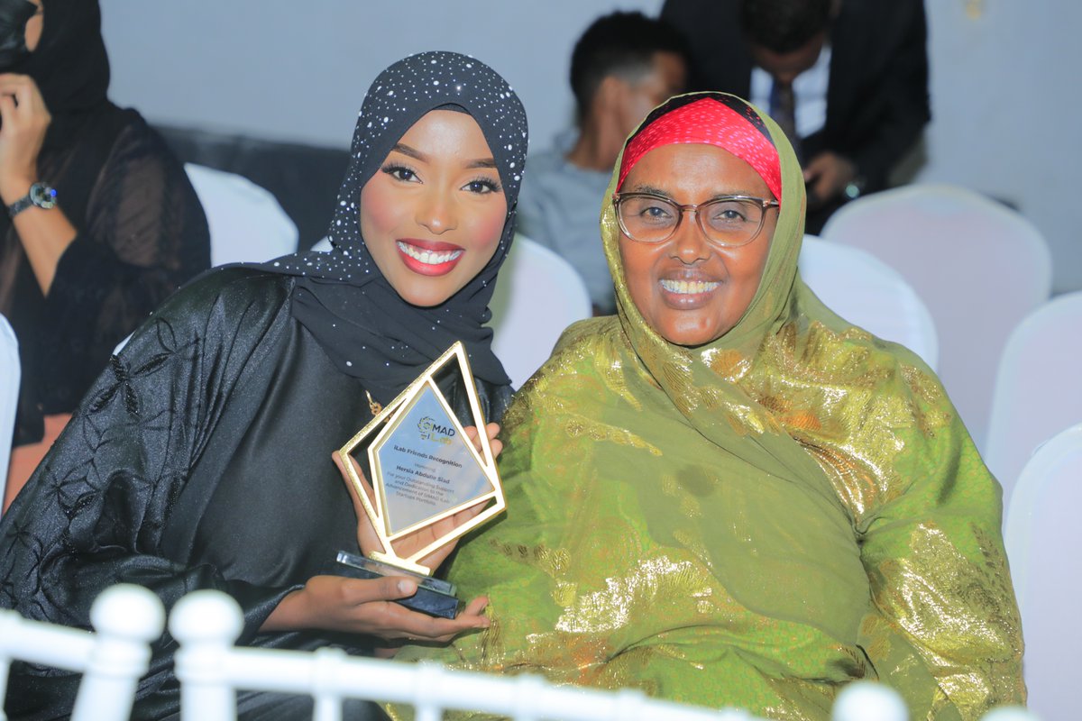 SIMADiLab's tweet photo. We honored Marwo. Hersia Abdulle Siad, Somali Women In Business chair, in our #iLabFriends Recognition at our 5th Anniversary for supporting women's professional development. We are deeply grateful for her enduring commitment to empowering Somali businesswomen.

#iLab5 #iLabImpact #iLabDiaries