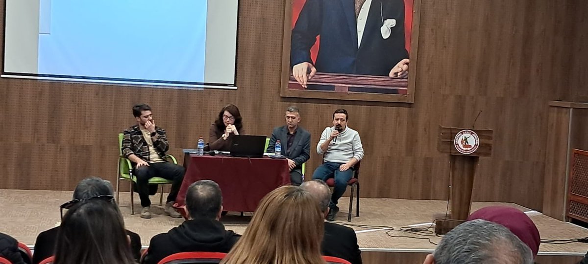 gedizbilsem's tweet photo. Bilim ve Sanat Merkezi öğrenci tanılama ve yerleştirme işlemleri ile ilgili Gediz ve Çavdarhisar ‘da görevli ilkokul öğretmen ve idarecilerine bilgilendirme toplantısı yapıldı. #kütahyamillieğitim #bilsemmeb #gedizmillieğitim #bilsem @GedizM @kutahyamem @BilsemMeb https://t.co/YI8iZrVh99