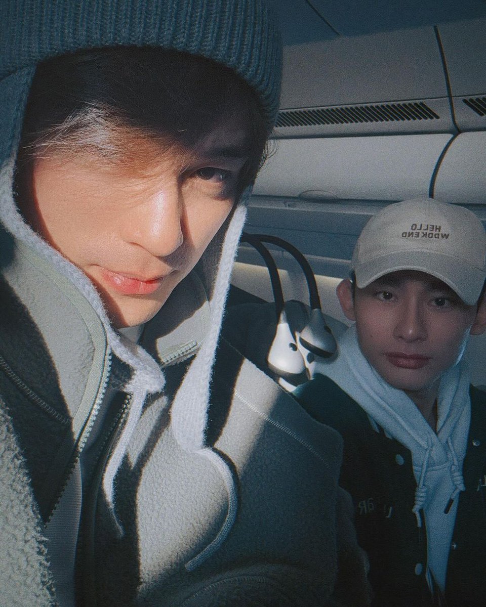 jyungbinbin's tweet photo. Macau ✈️ https://t.co/MRP2FuszPj