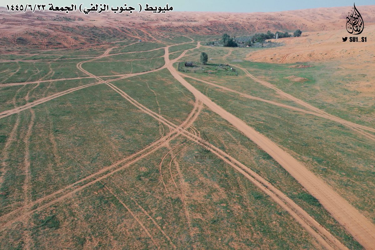 su1_s1's tweet photo. اللهم لك الحمد والشكر 
لقطات لربيع #مليويط جنوب #الزلفي اليوم الجمعة ١٤٤٥/٦/٢٣ هـ https://t.co/2FE2XjqnAe