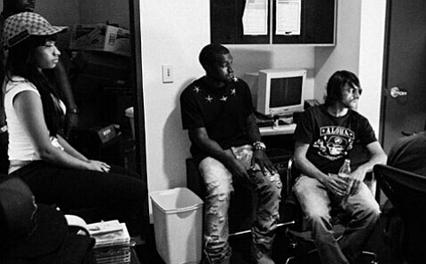 CrAstro2's tweet image. Top 10 Outros to Kanye tracks: (Thread)