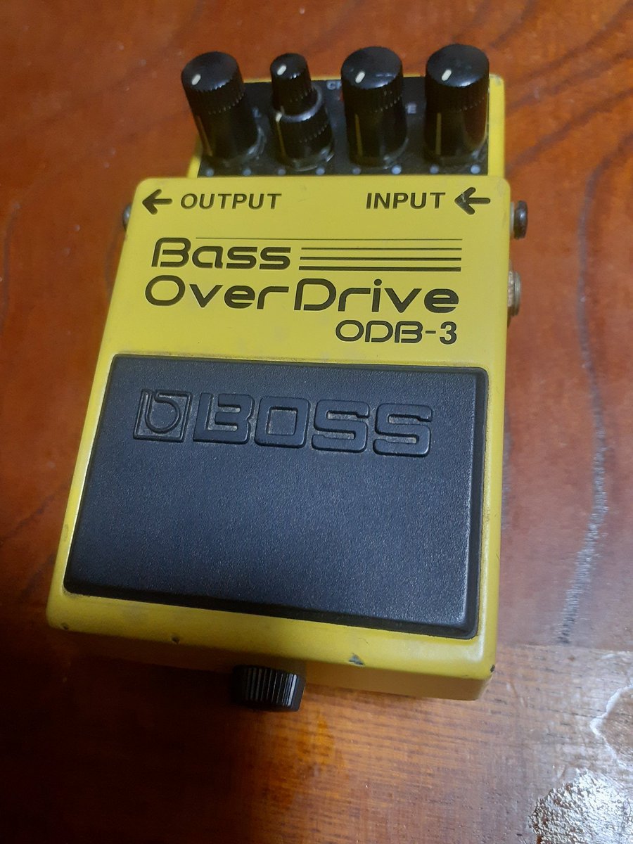 kokatorisu_ebi's tweet photo. #BOSS　#コンパクトエフェクター
#ベース　#オーバードライブ　#ODB3

みんな大好きボスコン https://t.co/Cr3ForXwMQ