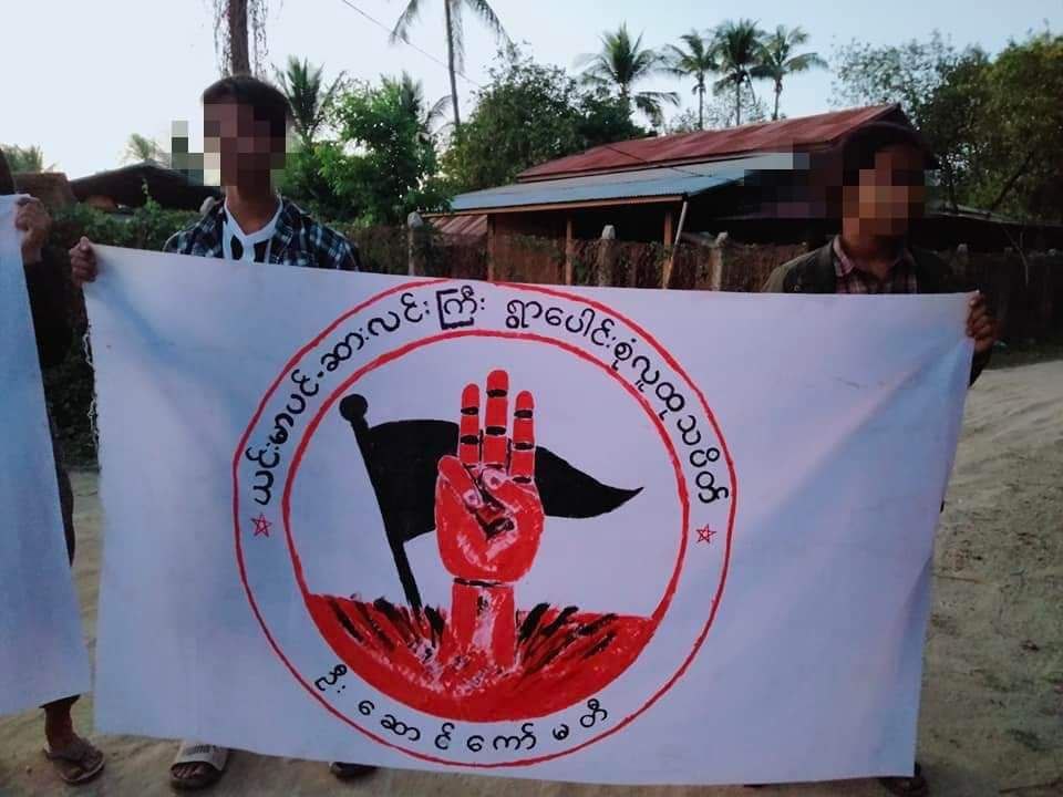 nway_jasmine's tweet photo. Joint forces of pro-democracy villagers of several villages from northern #Salingyi township and eastern #Yinmarpin township staged a strike against military dictatorship.
#LegalizationOfNUG #2024Jan5Coup #WhatsHappeningInMyanmar https://t.co/xE71fAcmXs