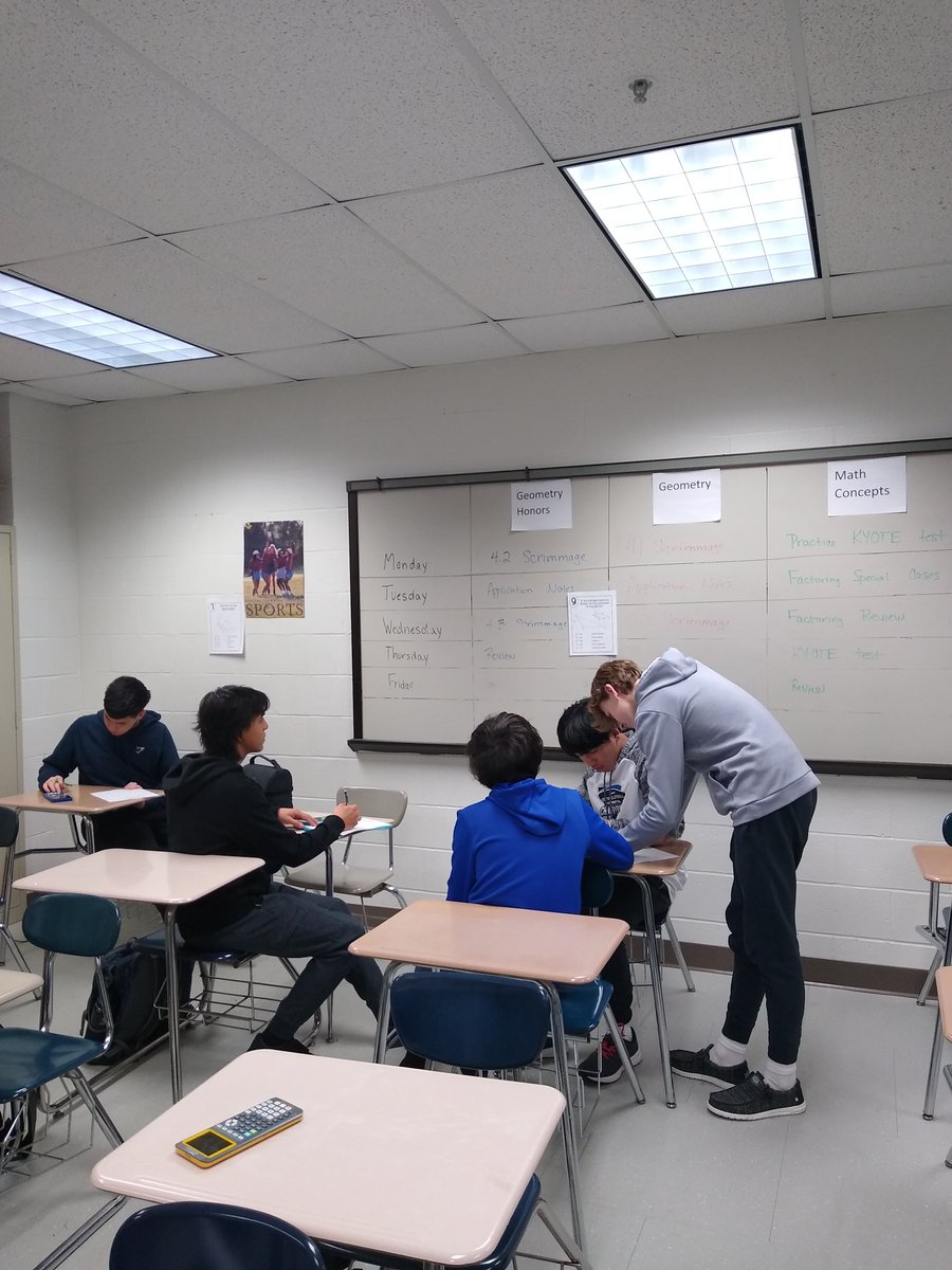 Mrs. Klayer tweet media