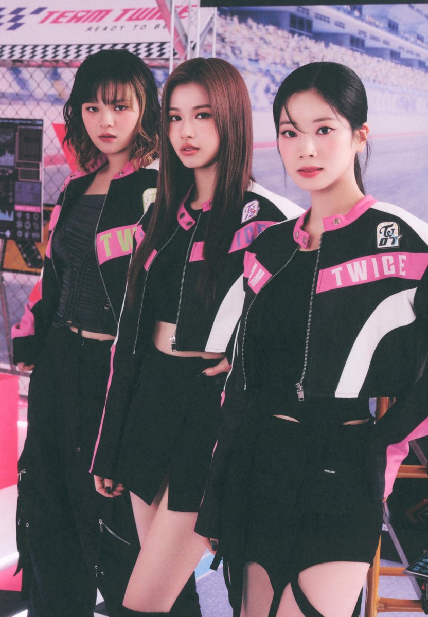 SCAN] TWICE JAPAN SEASON'S GREETINGS 2024 'Circuit24' - Diary