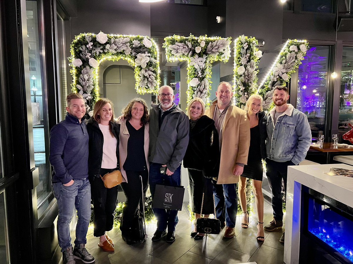 Chris Hatch tweet media