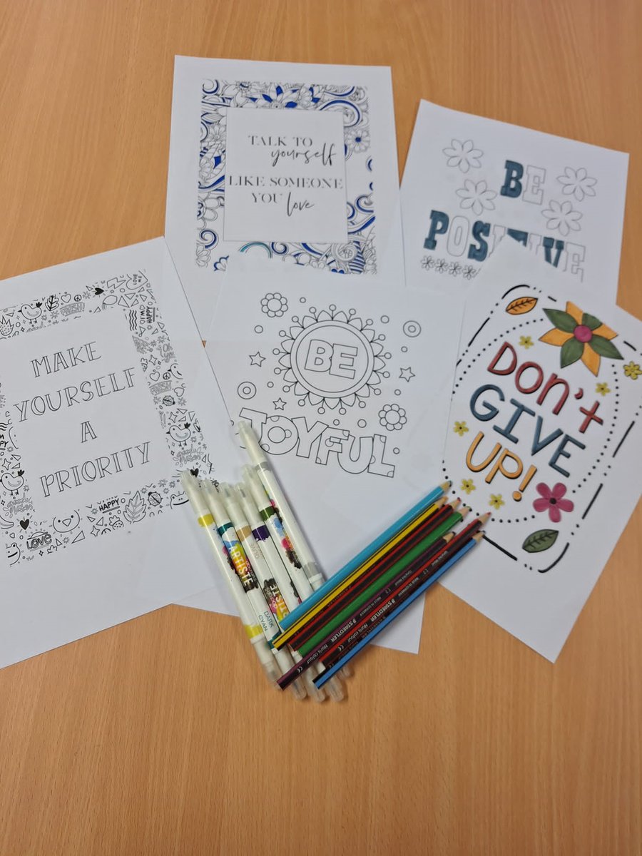 Today at Fountains Court we have been practicing mindfulness through colouring as a way of reflecting on 2023 and setting goals for 2024, prioritising enjoyable activities and adapting to changes in physical health to maintain independence 😊🖍️💚 <a href="/ElftOt/">ELFT Occupational Therapy Services</a>