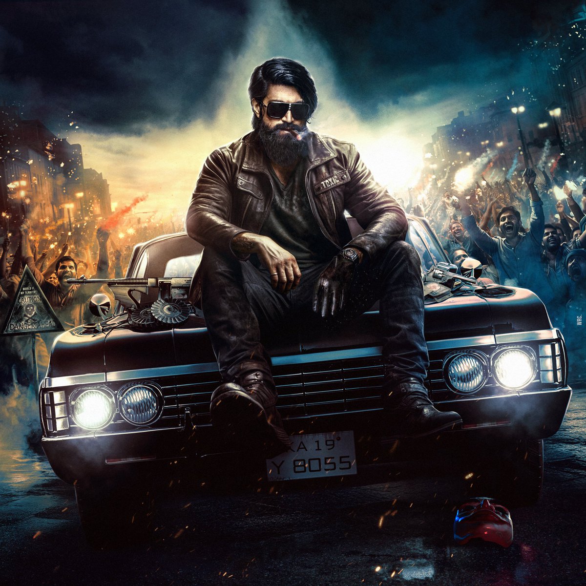 IamHCB's tweet photo. The curtains are drawn, revealing him preparing to conquer the toxic world. @TheNameIsYash birthday celebration has already commenced with this captivating CDP ❤️‍🔥

#YashBirthdayCDP #YashBOSS #ToxicTheMovie https://t.co/UJkY4S4Bq2