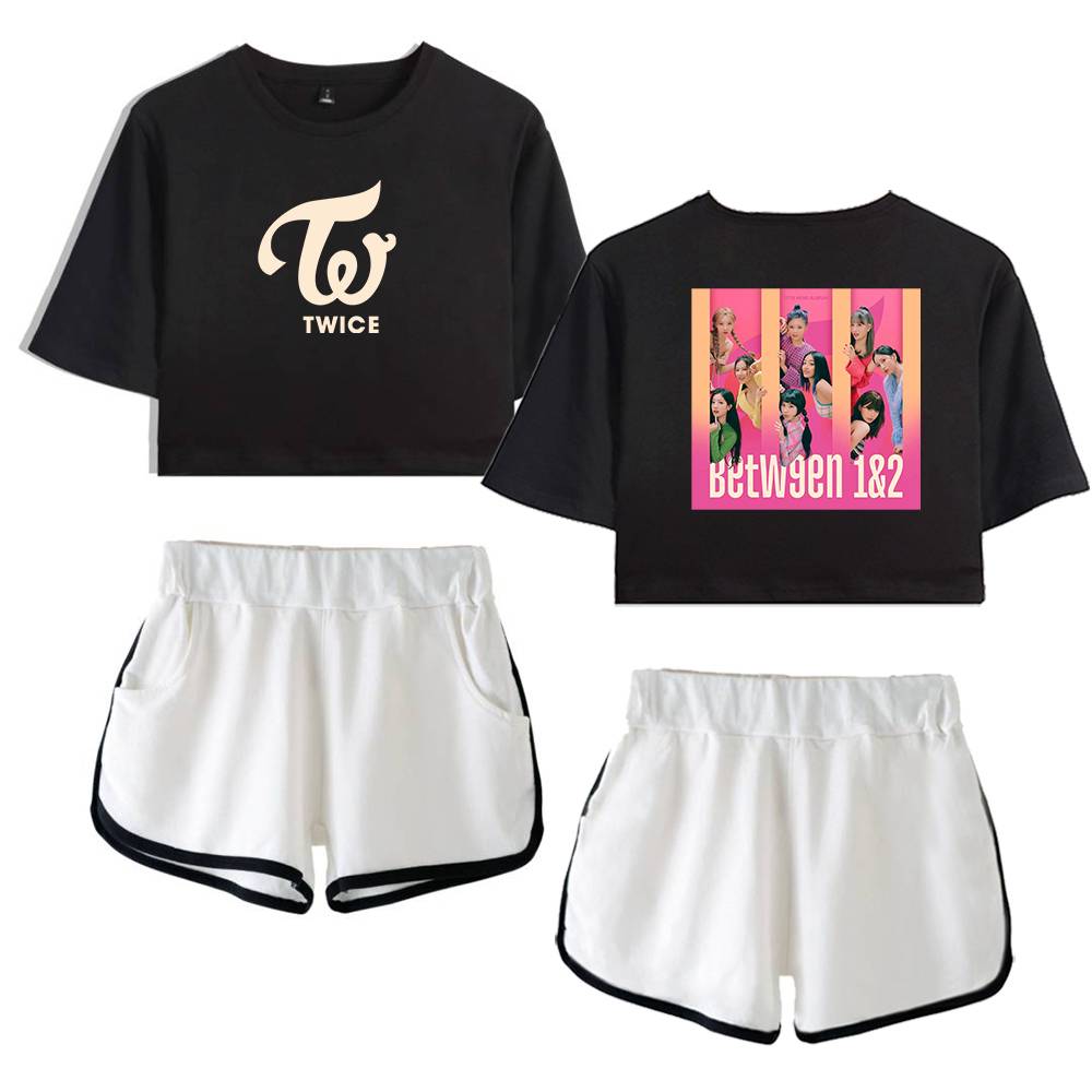 TwiceMerch1's tweet photo. Shop Twice Merch at https://t.co/ouWm1H6jaA with FAST and Insured Worldwide Shipping #Twice #KPoph #Itzy #Blackpink #BTS https://t.co/Z7fGxX8Gio