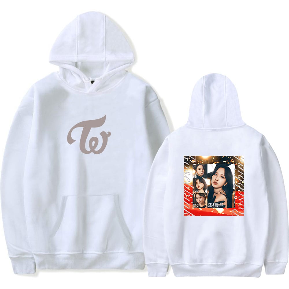 TwiceMerch1's tweet photo. Shop Twice Merch at https://t.co/ouWm1H6R08 with FAST and Insured Worldwide Shipping #Twice #KPoph #Itzy #Blackpink #BTS https://t.co/Nvu2jSIWgp