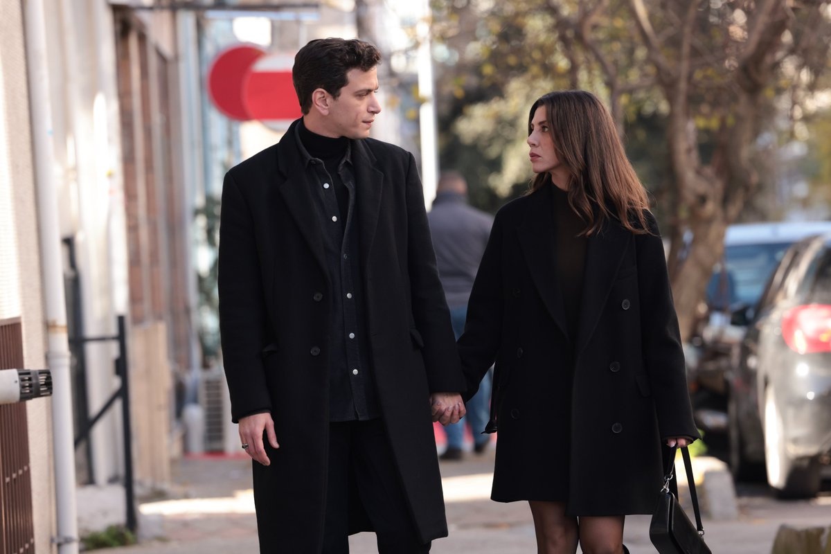 startv's tweet photo. #Ömer yeni bölüm fotoğrafları! Yeni bölüm pazartesi 20.00'de Star'da! 
@omerdiziresmi https://t.co/8PFWHvehYC