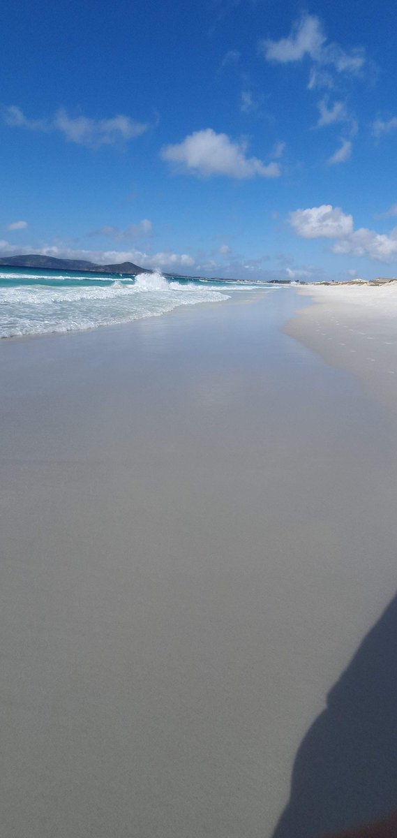 lestatjeff's tweet photo. @Stepnofficial #STEPNRecap2023

This awesome beach in my hometown, Cabo Frio - Rio de Janeiro - Brazil https://t.co/OBFpF1mYW1
