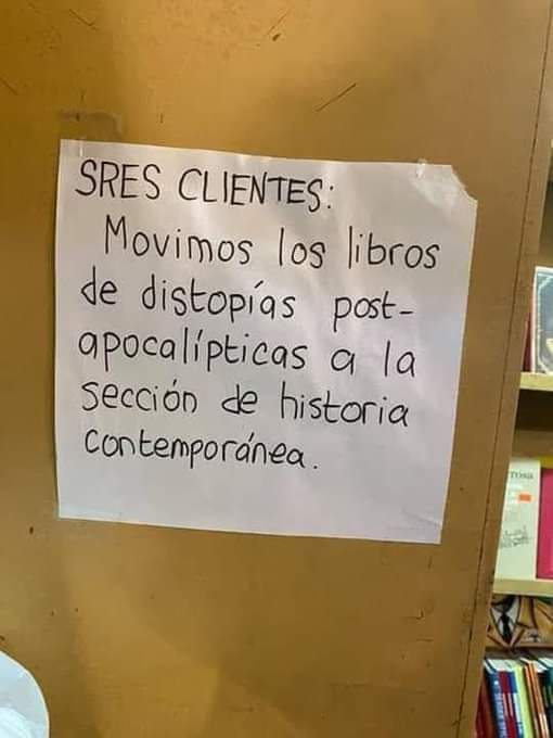 Enquanto isso, numa livraria em Buenos Aires.