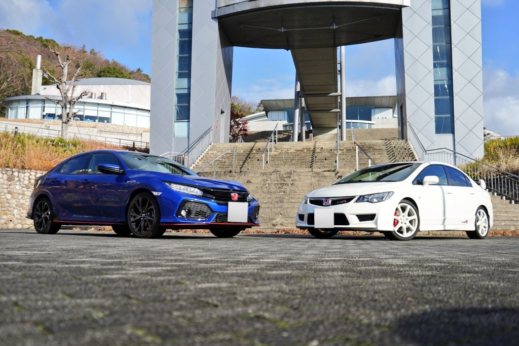 shunta_typeR's tweet photo. #ハンドルを切っておけば格好良く撮れる説
親子でシビック乗り https://t.co/E7jfLl9Q4c
