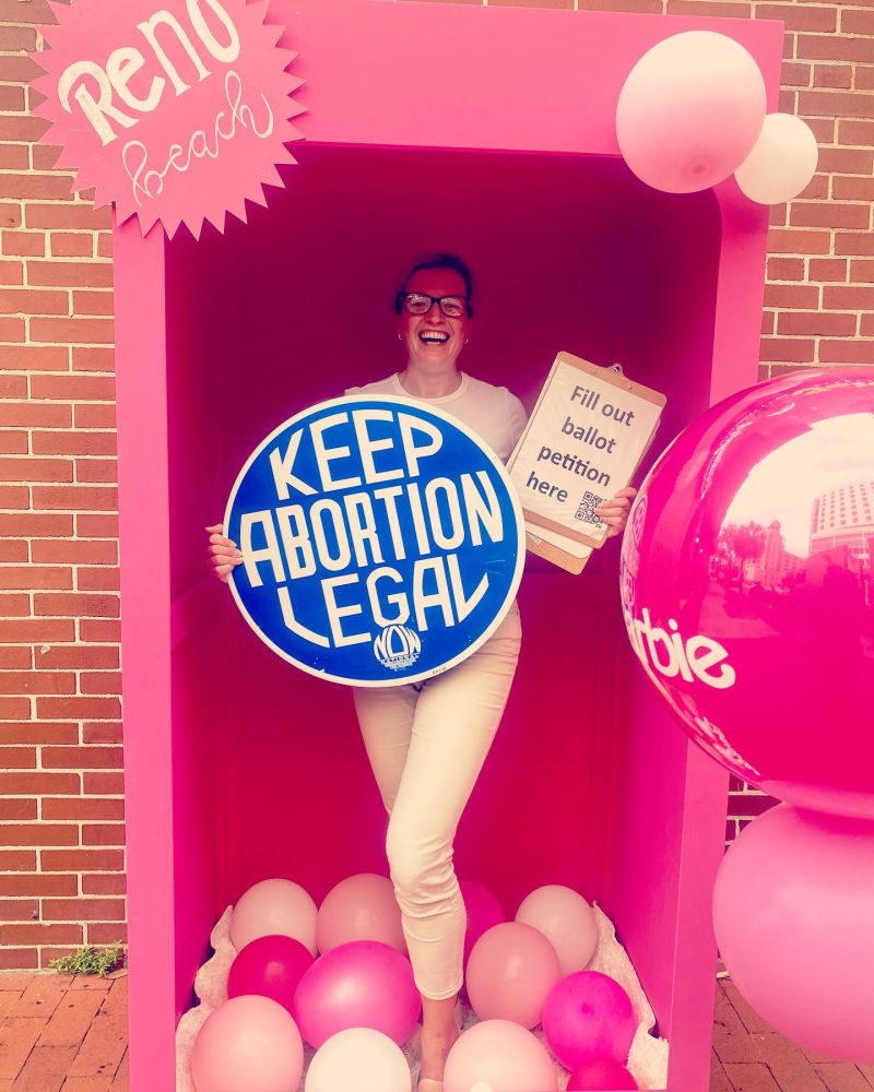 RachelKenty's tweet photo. This is huge: We've reached the number of validated signatures needed to put abortion access on Florida's ballot!💗Everyone deserves the freedom to make personal medical decisions, free of government intrusion. 👊https://t.co/yw3jD2Axdv https://t.co/cv78s2OuWQ