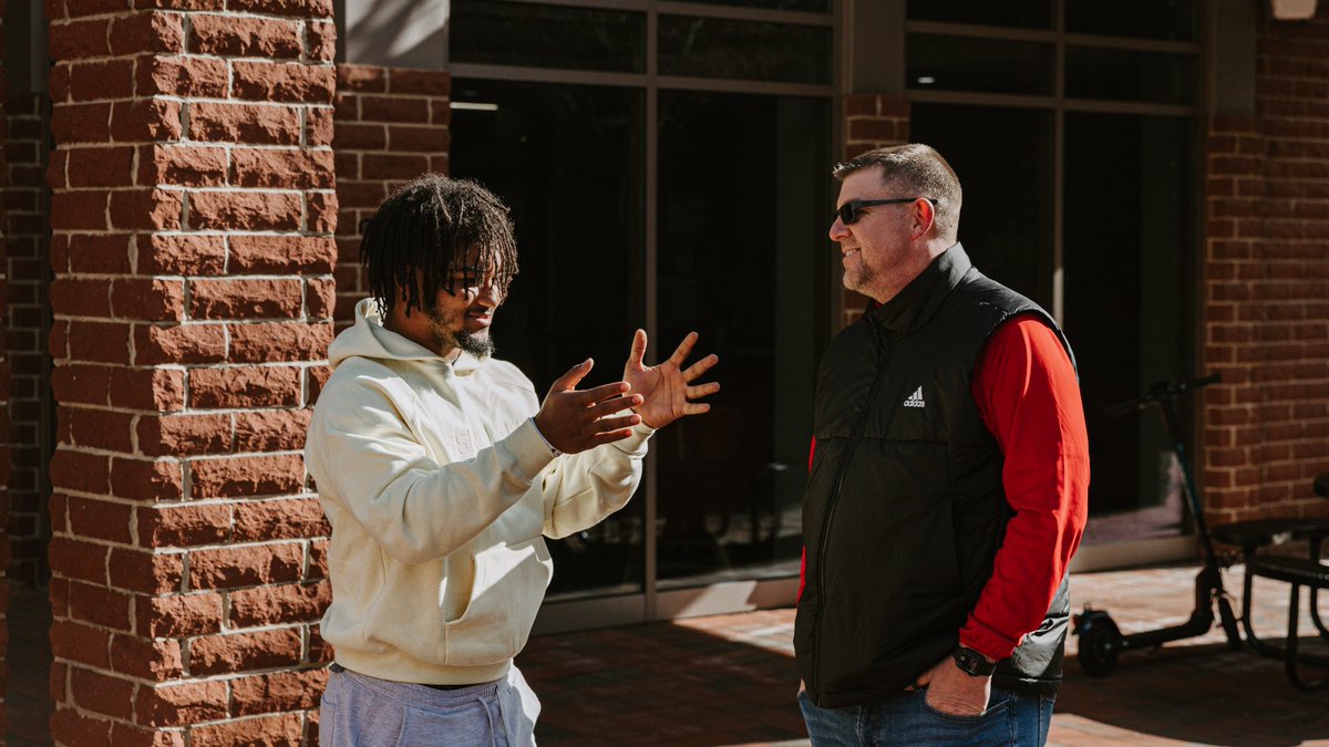 PackFootball's tweet image. #Pack24 in the house!