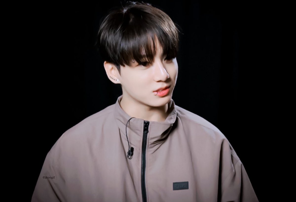 onereason_JK's tweet photo. 꿀빵이 잡아머거 와앙 https://t.co/fMbJQRIpm6