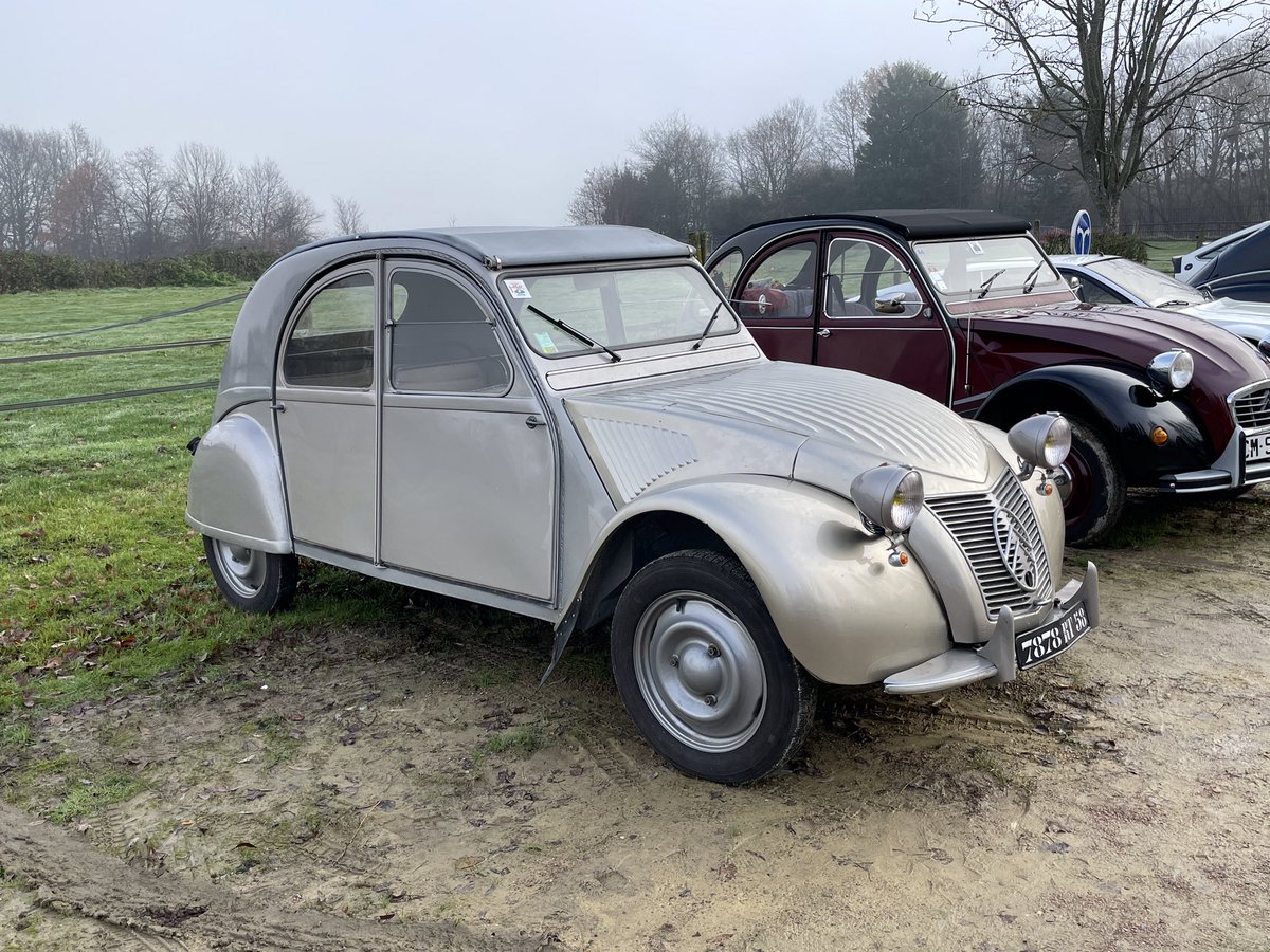 #FrenchCarFriday #citroen #citroen2cv