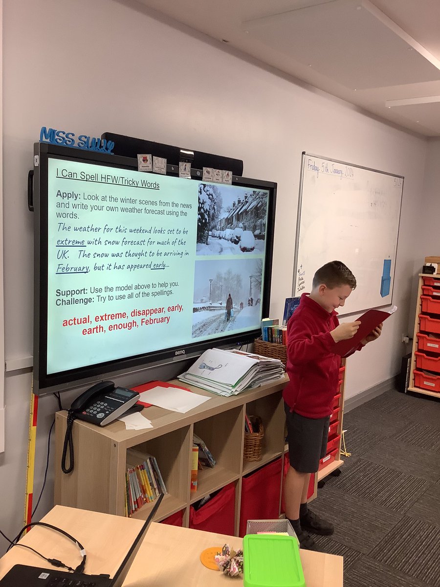 StPhilipsY4C's tweet photo. Today we have been using our spelling words to write a weather report! Some of our fabulous writers read their reports in front of the class! #teamstphilips @StPhilipCEAP https://t.co/vjfQc3VEFA
