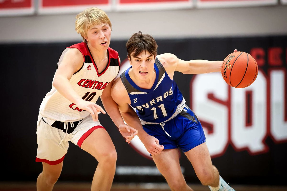 HillsboroBanner's tweet photo. H-CV BBB recap: Burros upend defending state champion Squirrels in OT on Saturday https://t.co/NOwSCqu0Uz @HCVBurros @dylan_mitz https://t.co/DxtCqYB0Nx