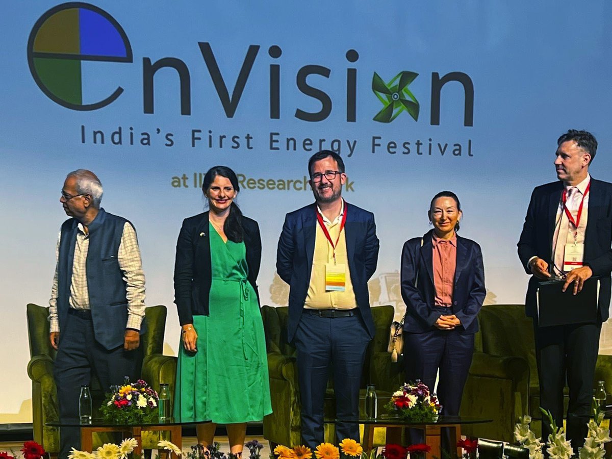 FranceinPondi's tweet photo. I had the opportunity to attend EnVision as a panelist #iitMadras. An opportunity to develop ties between 🇮🇳 & 🇫🇷 on Net-zero stratégies and cooperation projets on green energy
#netzerostrategies https://t.co/RntCJCokM7